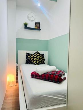 Flexible Small Partition Room Near MOE